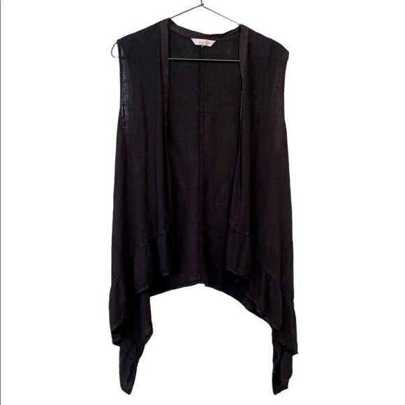 Kleën Sharkbite Linen Vest  - Picture 1 of 3